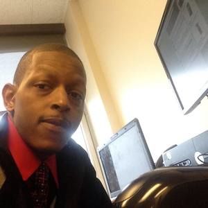 Meet your Posher, Derrick